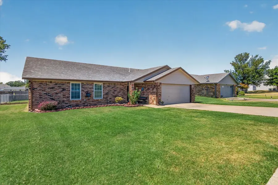 1209 Prairie Heights, Bartlesville, OK 74006 - #2
