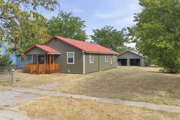 310 Sinclair Street, Healdton, OK 73438