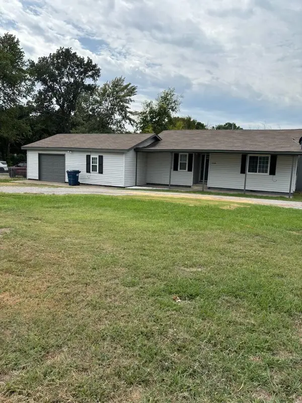 12104 N 129th East East Avenue, Collinsville, OK 74021