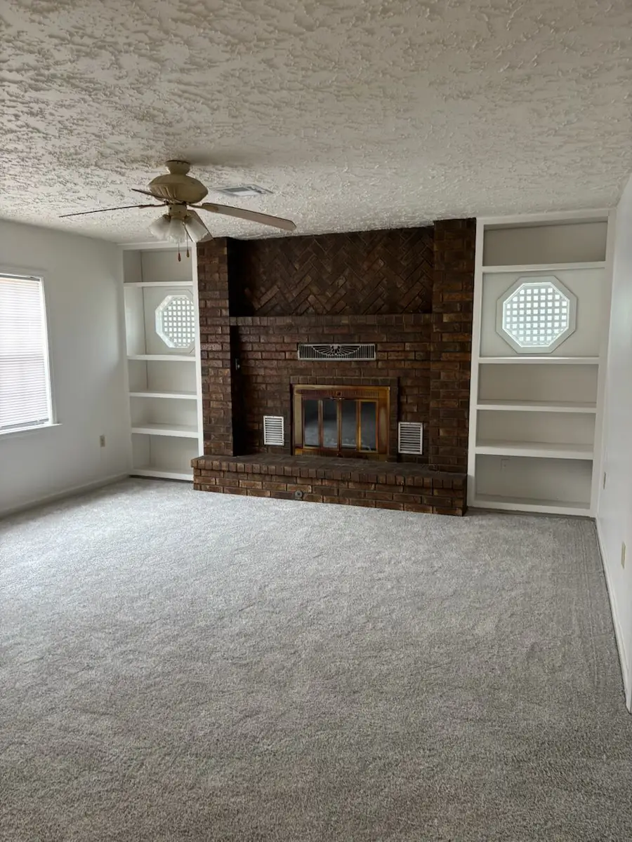 12104 N 129th East East Avenue, Collinsville, OK 74021 - #3