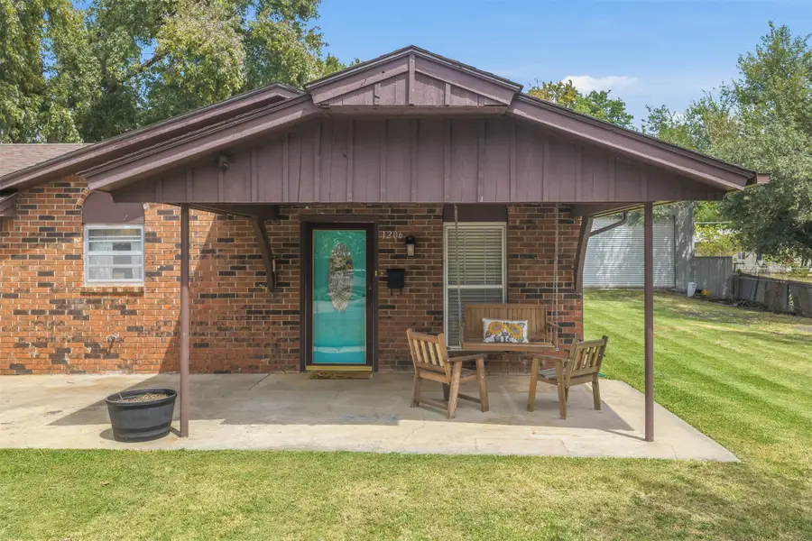 1206 E Schmid, Wynnewood, OK 73098 - #2