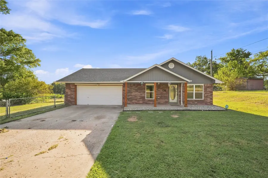 211 N Cedar Street, Bristow, OK 74010 - #3
