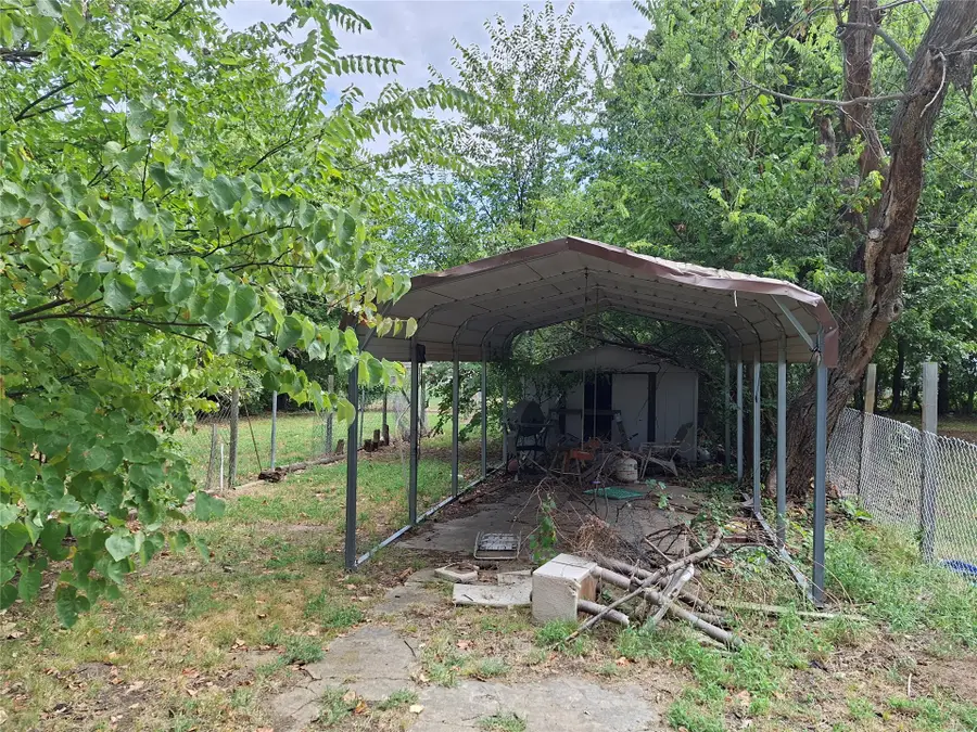 1109 E Broadway, Cushing, OK 74023 - #3