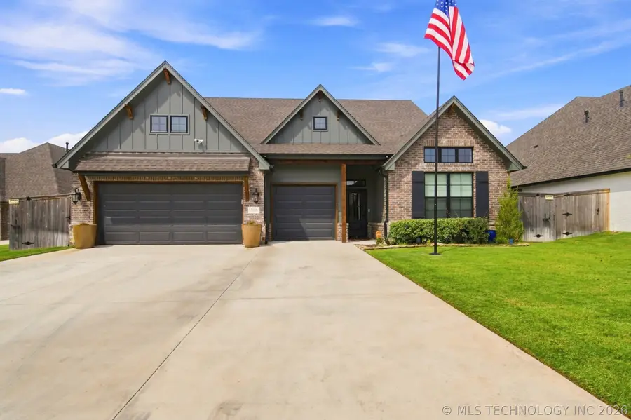 7112 E Queens Street, Broken Arrow, OK 74014 - #2