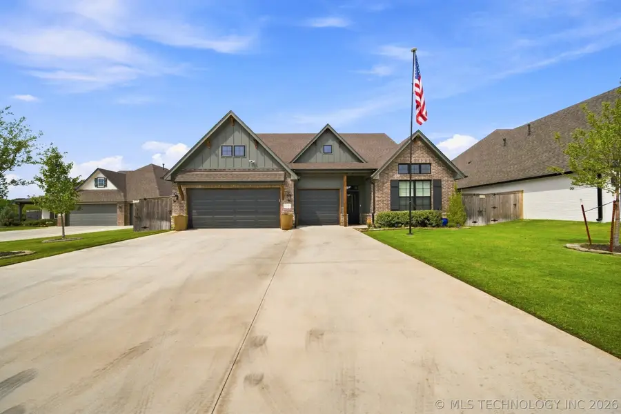 7112 E Queens Street, Broken Arrow, OK 74014 - #3