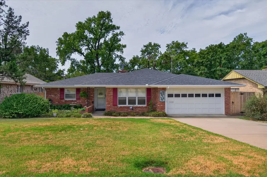 5615 Harvard Drive, Bartlesville, OK 74006 - #2