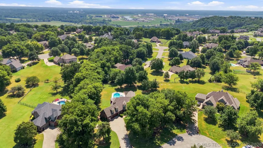 7313 N 199th East East Avenue, Owasso, OK 74055 - #3