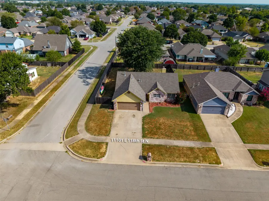 11101 E 118th Street N, Collinsville, OK 74021 - #3