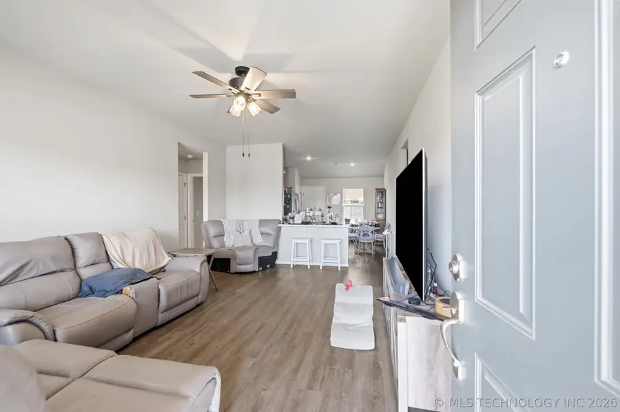 7511 E 143 Street, Collinsville, OK 74021 - #3