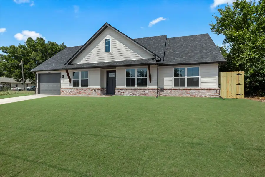 1047 E Young Street, Tulsa, OK 74106 - #3
