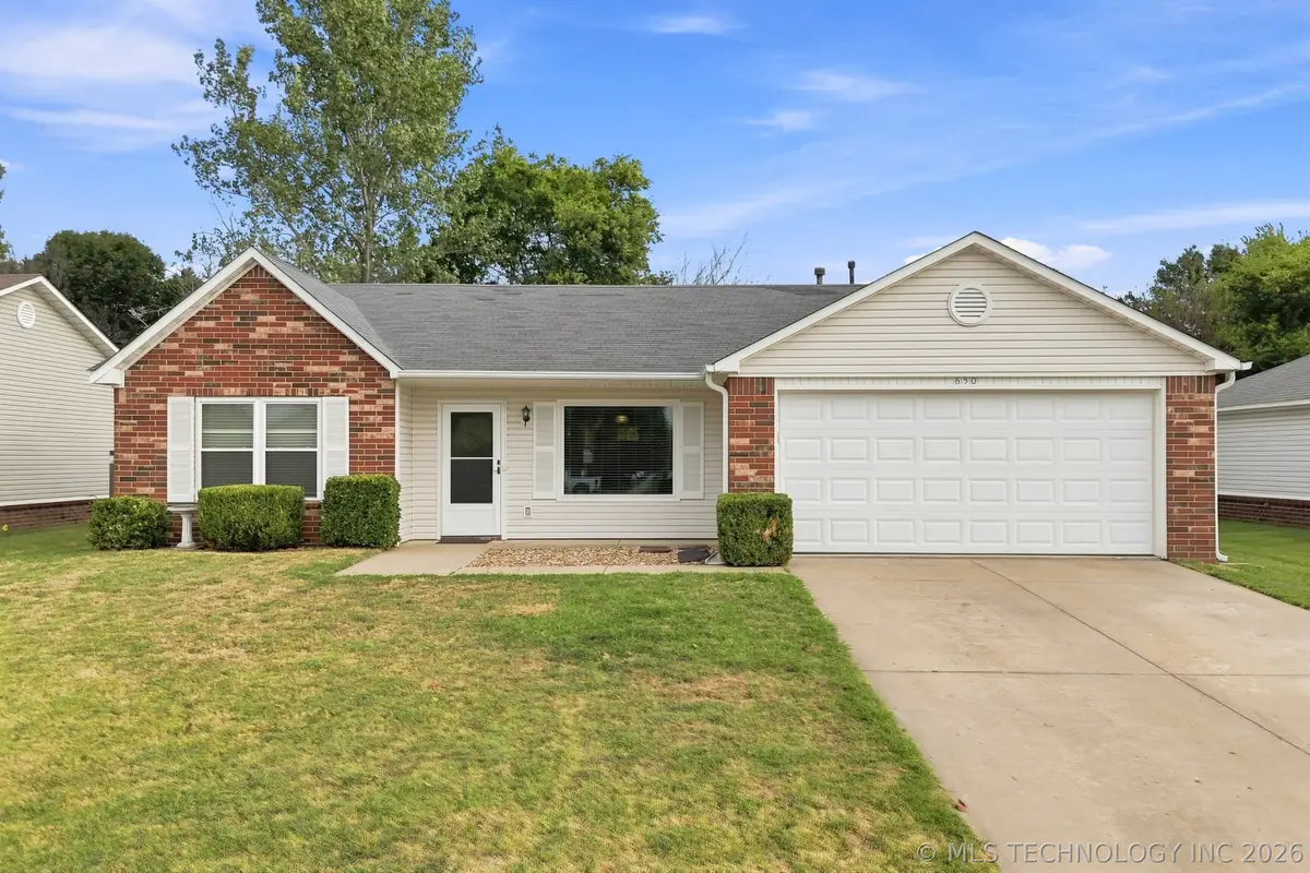 650 Buckingham Drive, Claremore, OK 74017 - #1