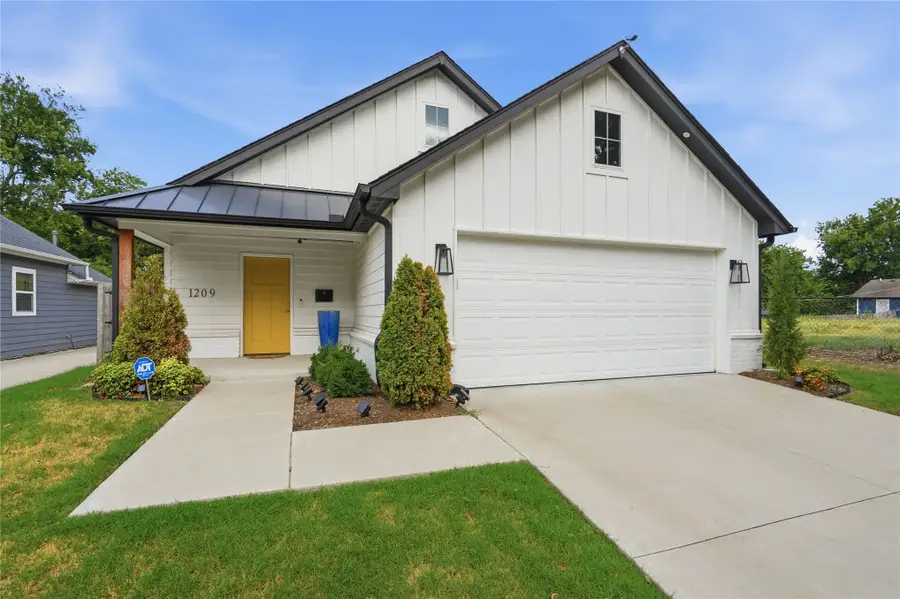 1209 N Boston Avenue, Tulsa, OK 74106 - #3