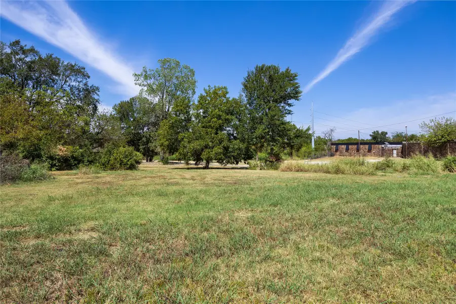807 N 2nd Street, Hugo, OK 74743 - #2