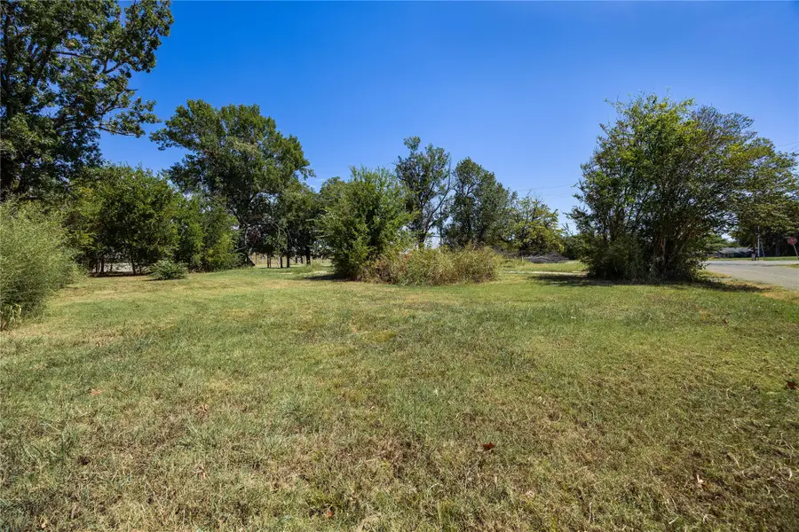 801 N 2nd Street, Hugo, OK 74743 - #3
