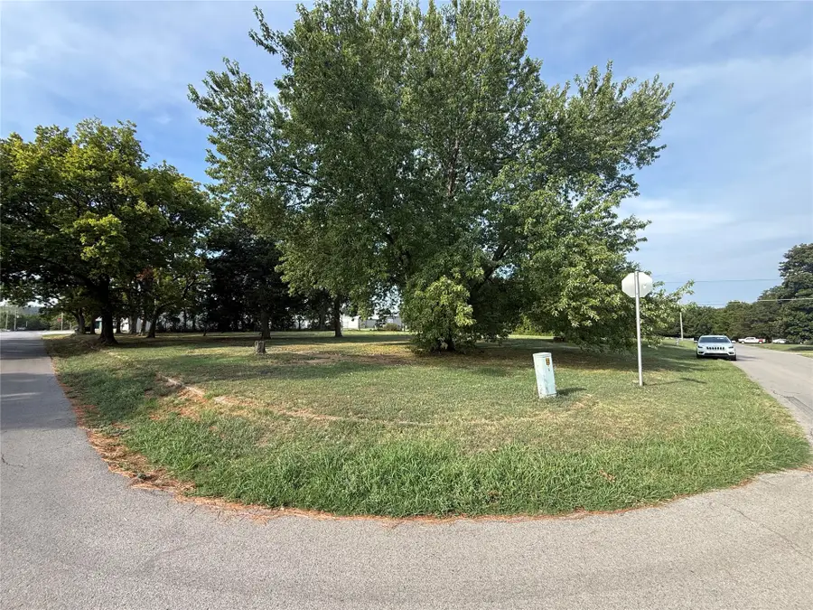 302 N S Avenue N, Cleveland, OK 74020 - #2