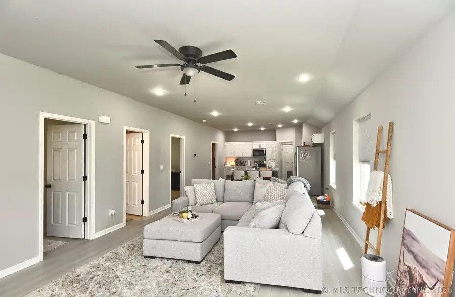 501 N 5th Street, Sapulpa, OK 74066 - #3