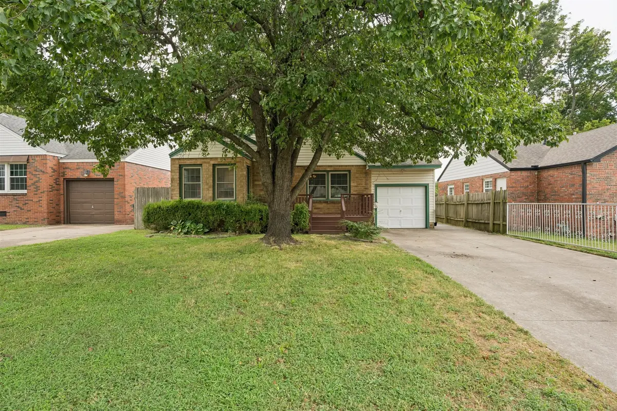 2520 E 2nd Street, Tulsa, OK 74104 - #1