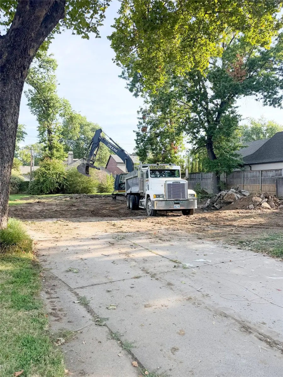 2529 E 25th Place, Tulsa, OK 74114 - #3