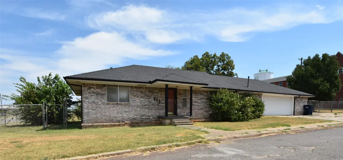 820 N University Street, Seminole, OK 74868 - #1