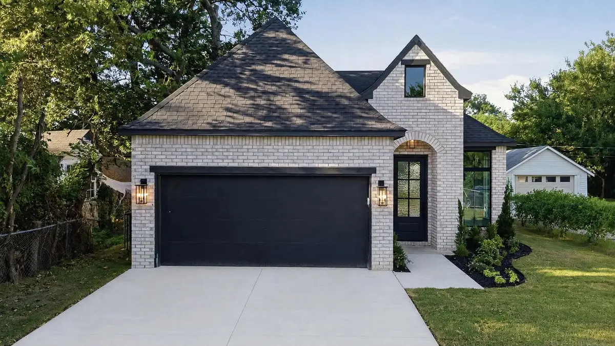 346 E Zion Place, Tulsa, OK 74106 - #1