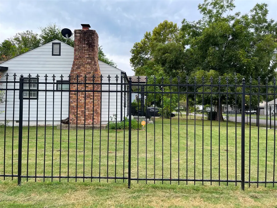 1649 N Columbia Place, Tulsa, OK 74110 - #3