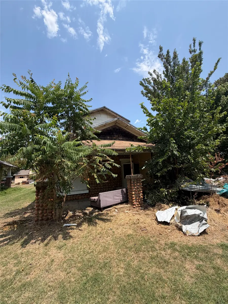 320 W 4th Street, Hominy, OK 74035 - #2