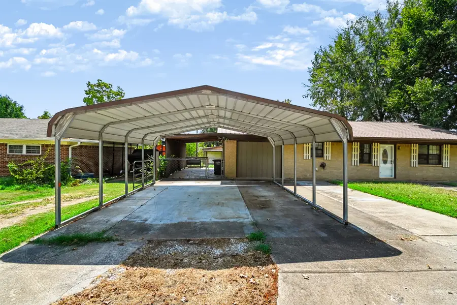 510 Beverly Avenue, Vian, OK 74962 - #2