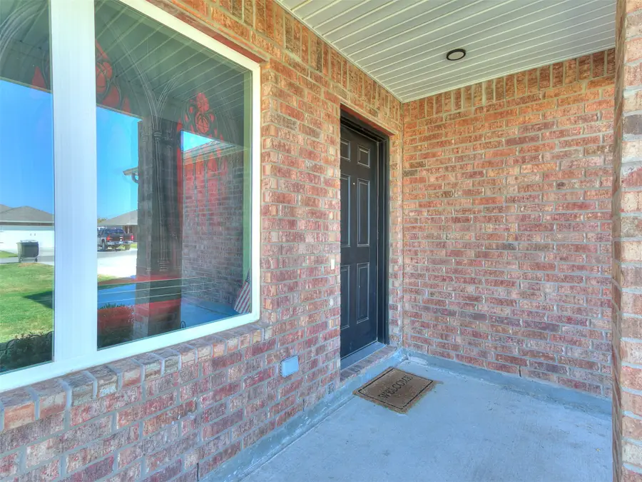 708 N Redbud Avenue, Beggs, OK 74421 - #2