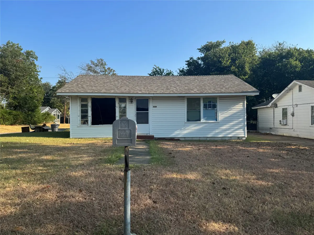 1529 SW First Street Sw, Ardmore, OK 73401 - #1