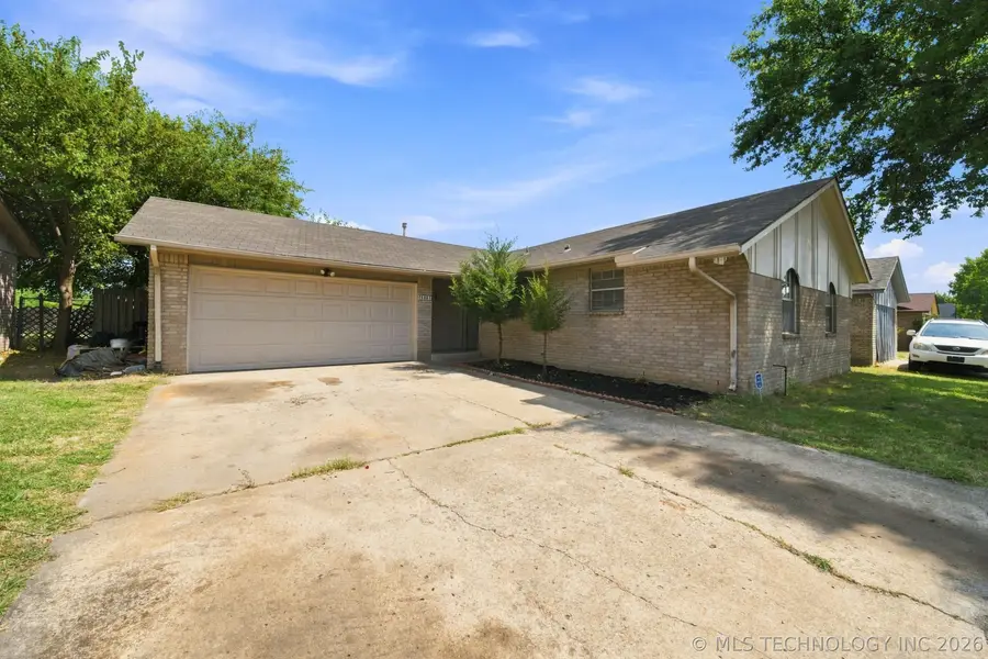 9021 E 56th Street, Tulsa, OK 74145 - #3