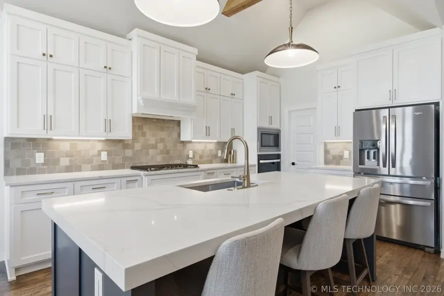 13715 S 20th Place E, Bixby, OK 74008 - #3