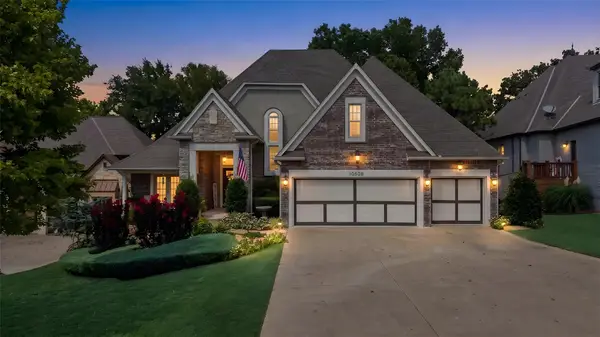 10608 S Nandina Court W, Jenks, OK 74037