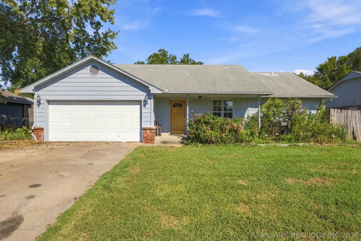 2929 S Main Street, Sapulpa, OK 74066 - #1
