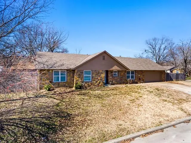 1631 Valley Parkway, Claremore, OK 74017 - #2