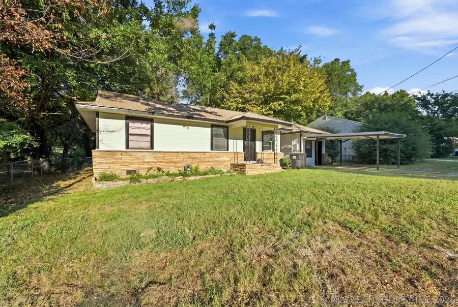 426 S Fairland Avenue, Coweta, OK 74429 - #3