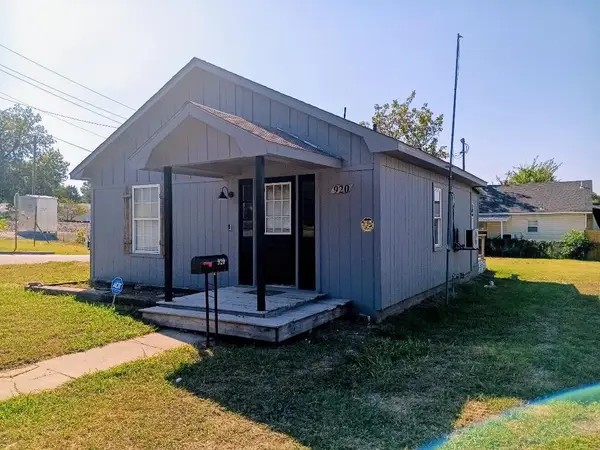 920 E 13th Street, Okmulgee, OK 74447
