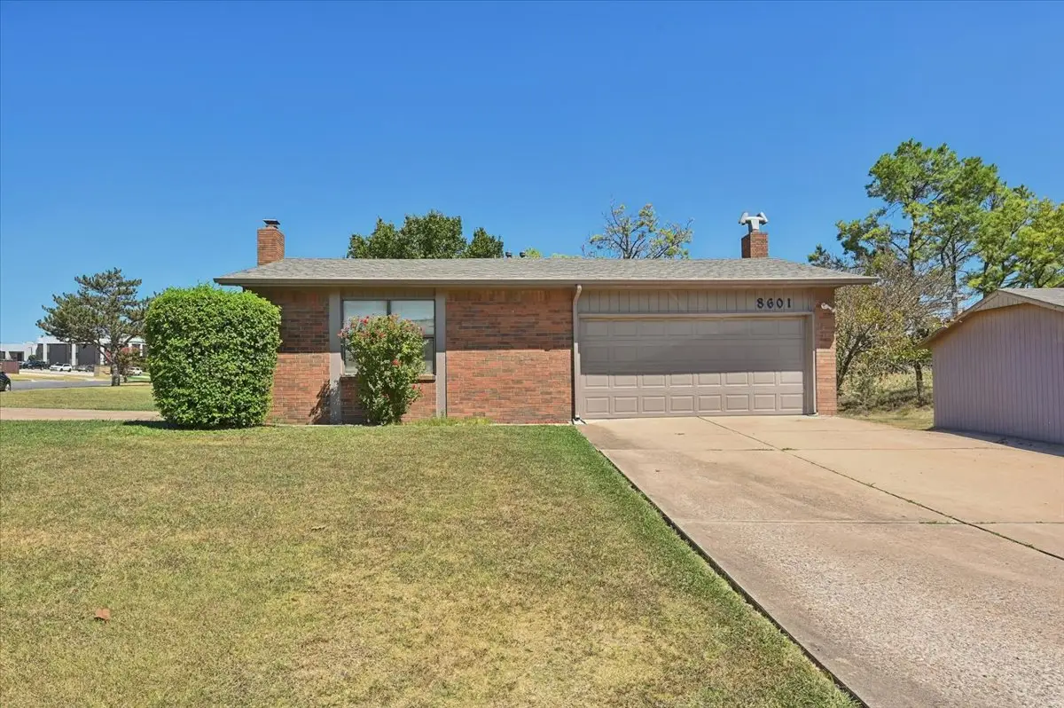 8601 E 62nd Place, Tulsa, OK 74133 - #1