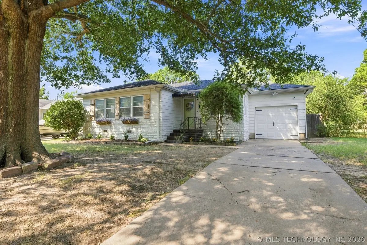 3514 S Knoxville Avenue, Tulsa, OK 74135 - #1