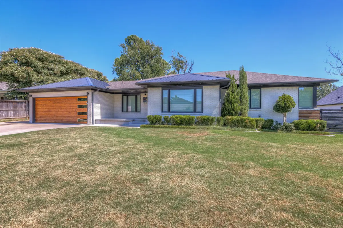 2879 S Gary Avenue, Tulsa, OK 74114 - #1