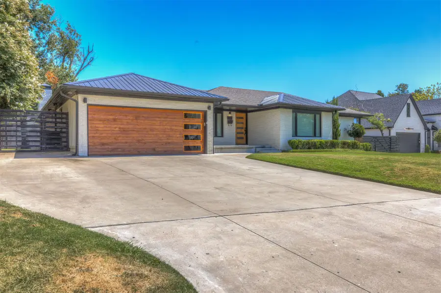 2879 S Gary Avenue, Tulsa, OK 74114 - #2