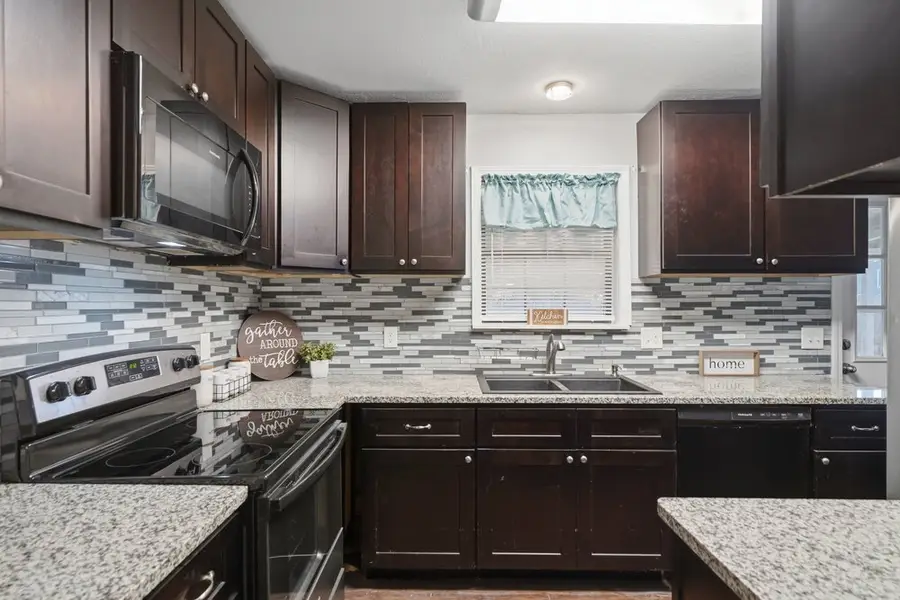 14399 S Poplar Street, Glenpool, OK 74033 - #3