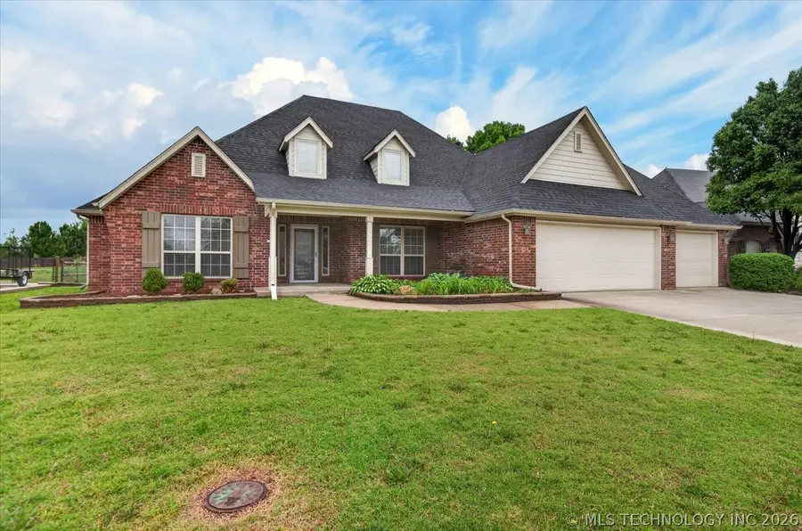 5817 Woodland, Bartlesville, OK 74006 - #3