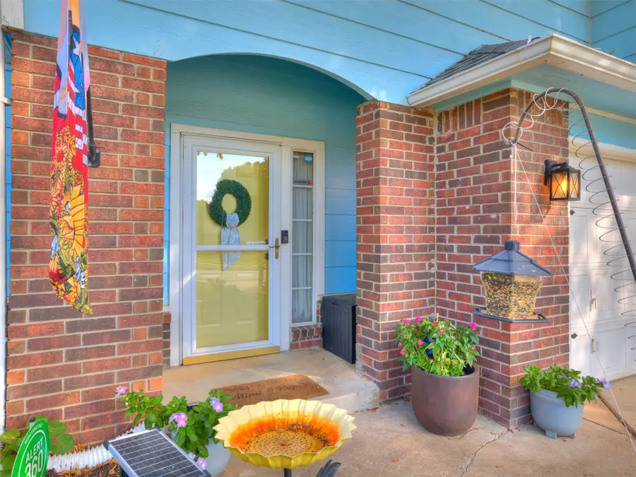 1202 W Los Angeles Circle, Broken Arrow, OK 74011 - #2