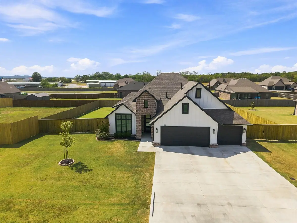 166 N Phillips Street, Skiatook, OK 74070 - #1