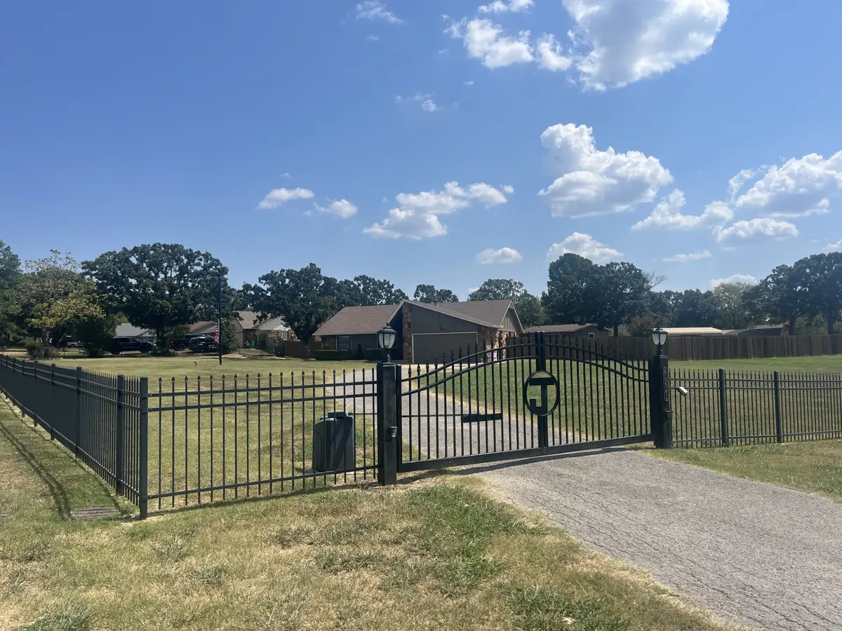 8921 Smith Circle, Tulsa, OK 74131 - #1