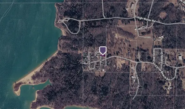 30 3rd Street, Mead, OK 73449