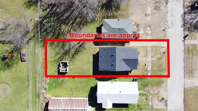 907 E 3rd Street, Okmulgee, OK 74447 - #2