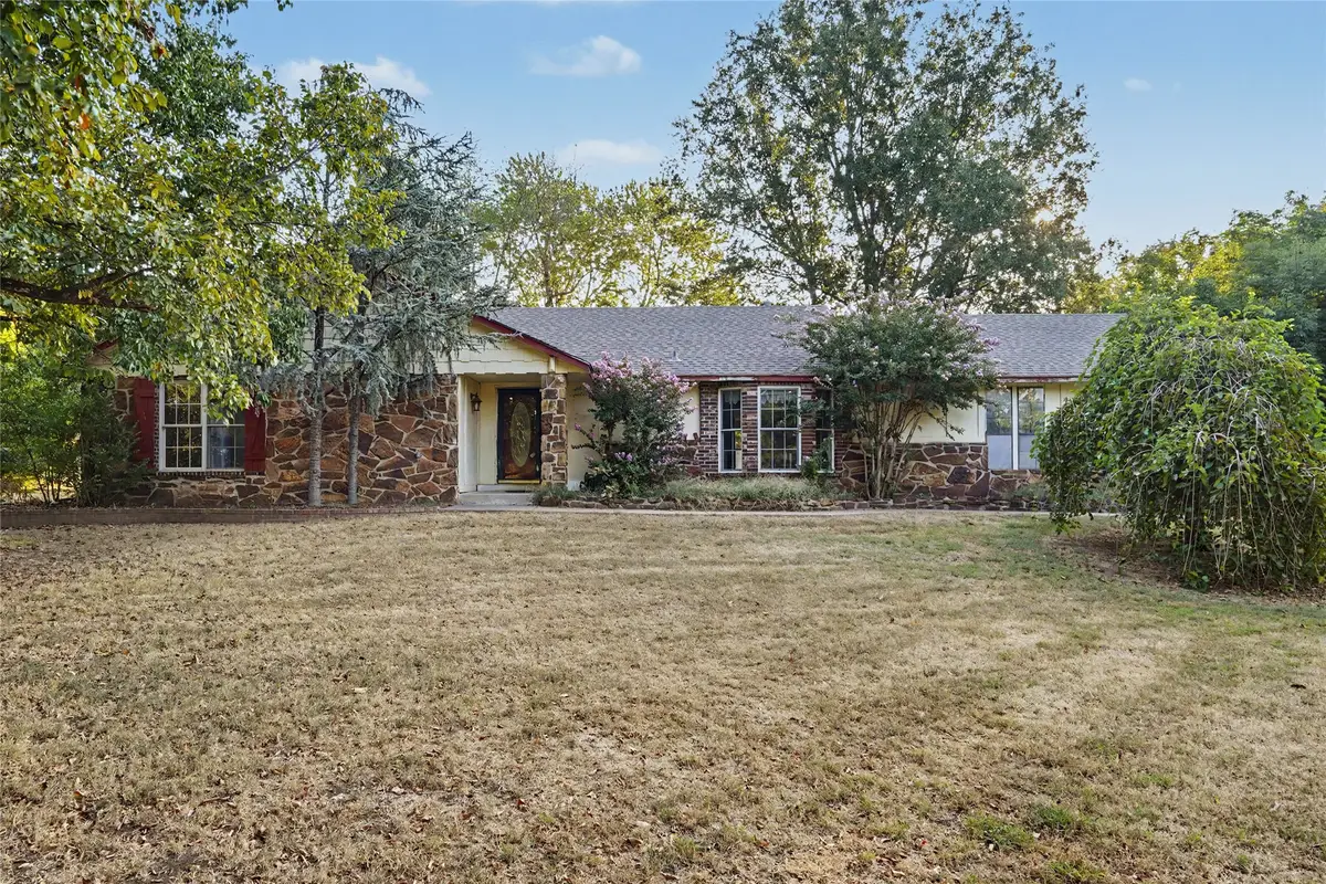 8809 N 176th East Avenue, Owasso, OK 74055 - #1