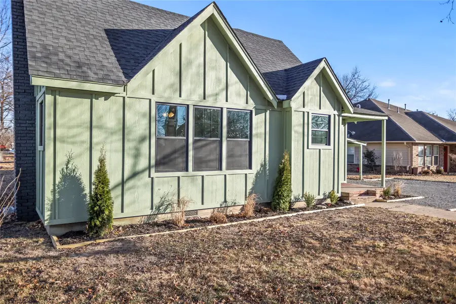 117 S Vann Street, Pryor, OK 74361 - #3