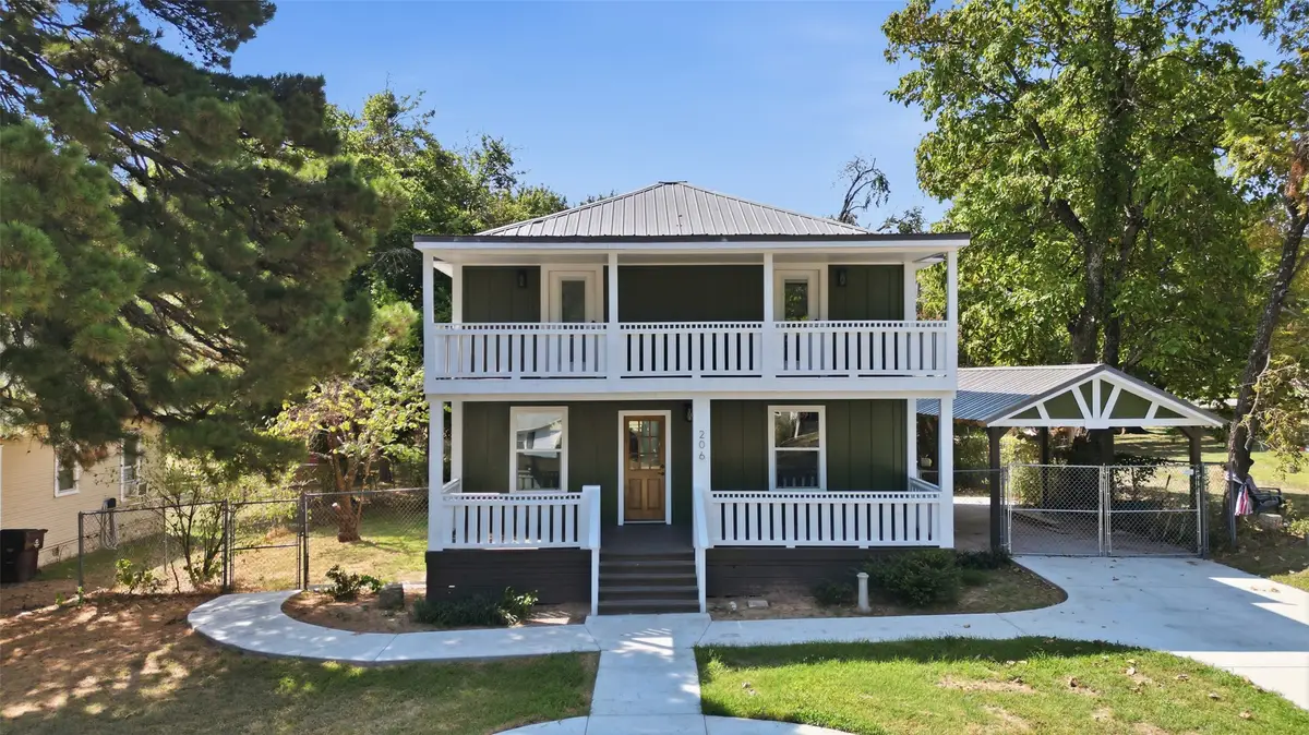 206 Broadway Avenue, Eufaula, OK 74432 - #1